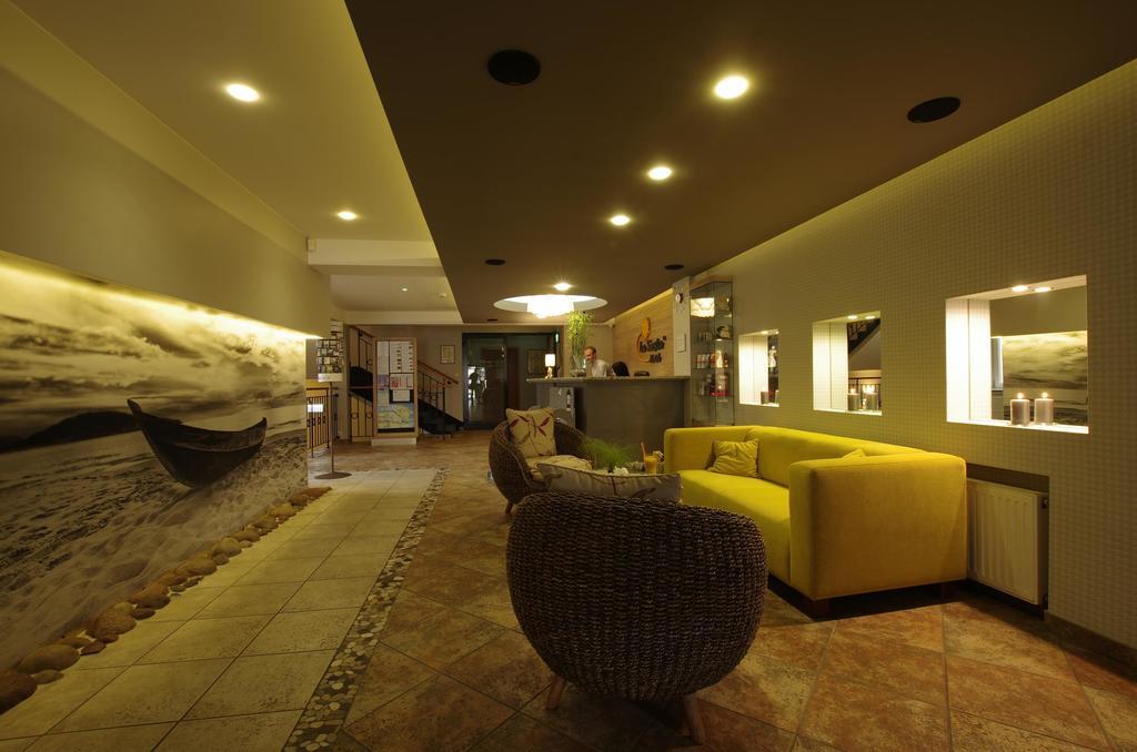 Hotel La Siesta & Medical Spa Jastrzebia Gora Exterior photo